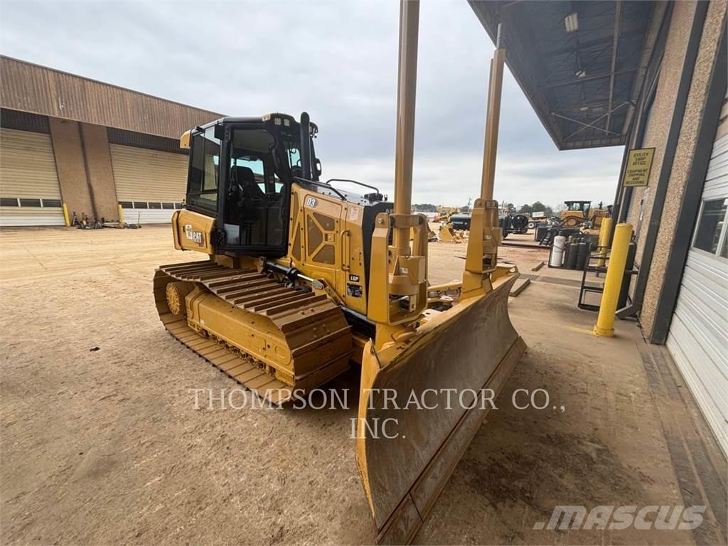 CAT D3LGP بلدوزرات مجنزرة