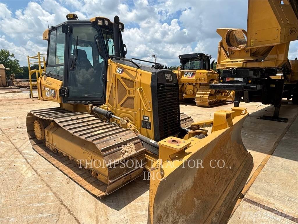 CAT D3LGP بلدوزرات مجنزرة