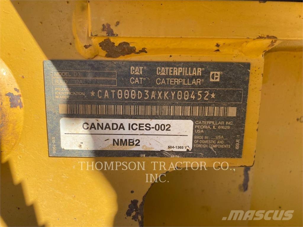 CAT D3LGP بلدوزرات مجنزرة