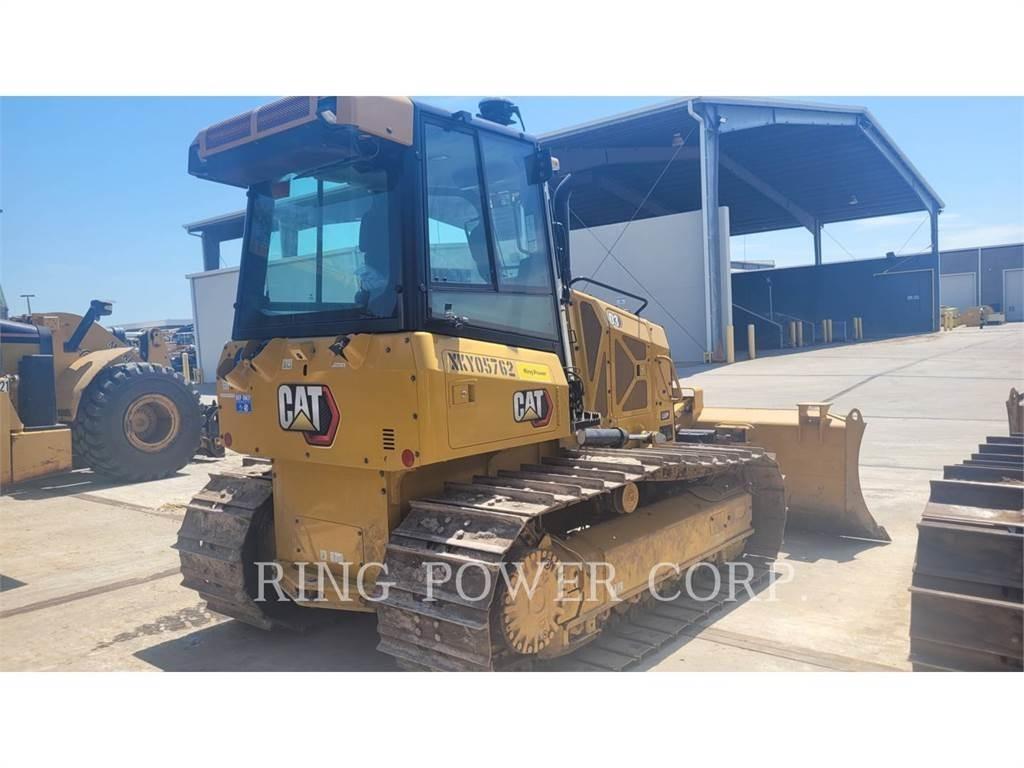 CAT D3LGPEW بلدوزرات مجنزرة
