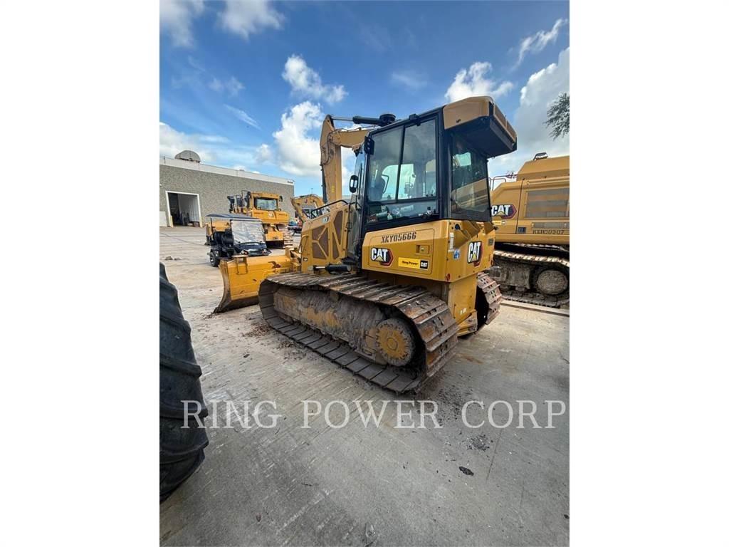 CAT D3LGPEW بلدوزرات مجنزرة
