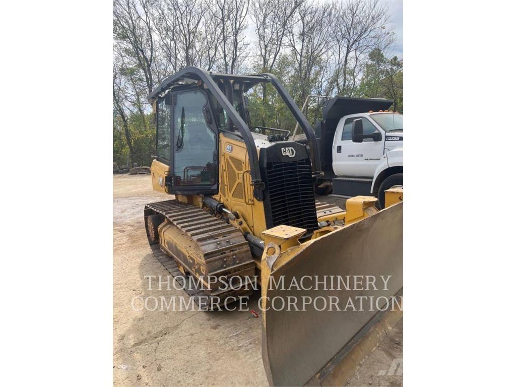 CAT D3XL بلدوزرات مجنزرة