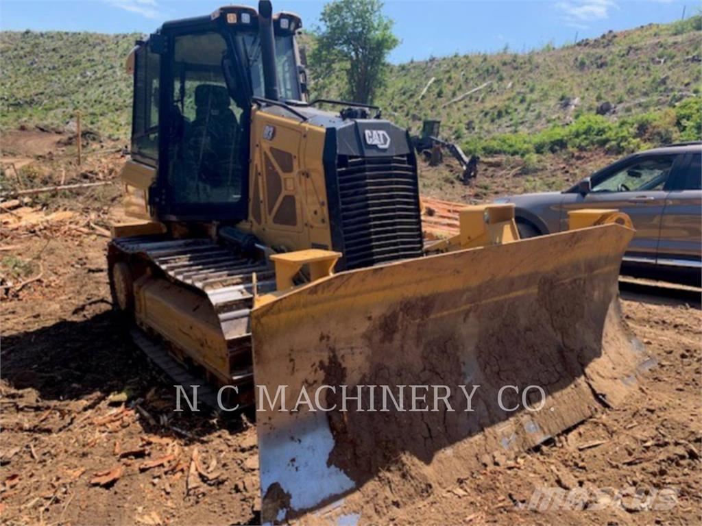 CAT D3XLCB بلدوزرات مجنزرة