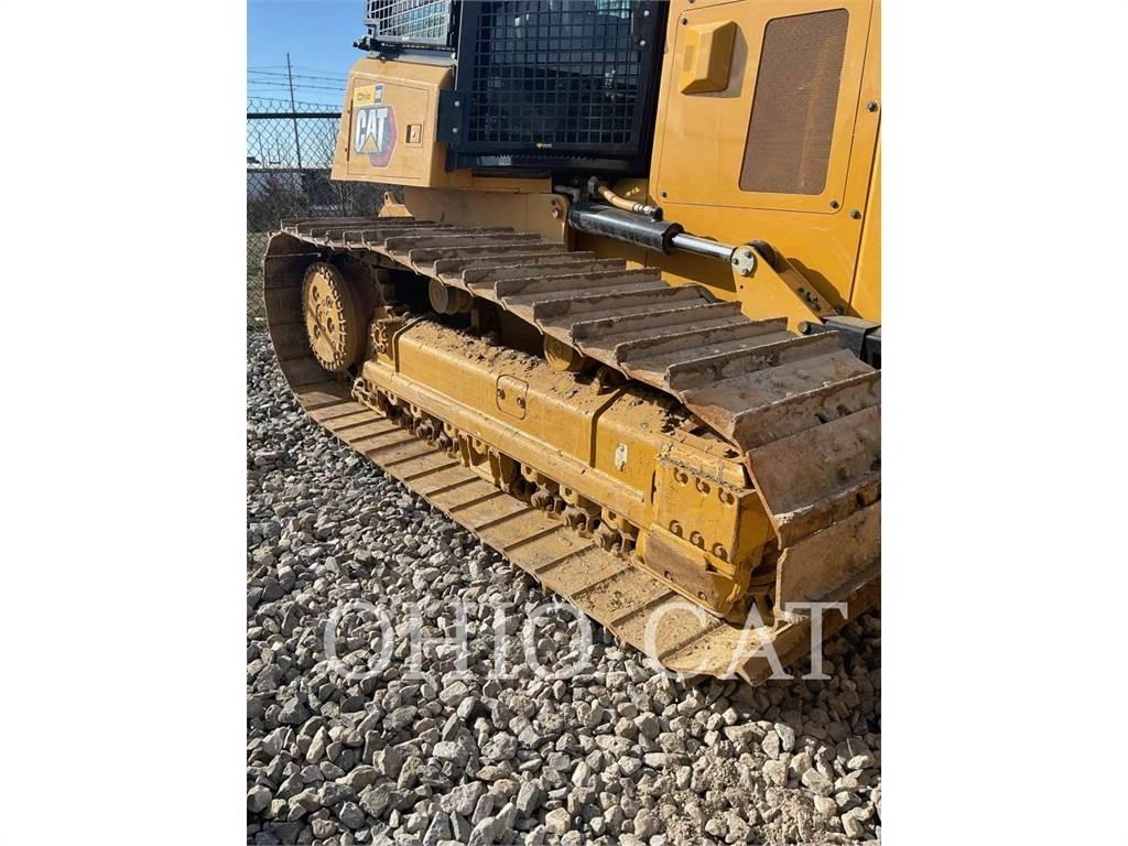 CAT D4-15 LGP بلدوزرات مجنزرة