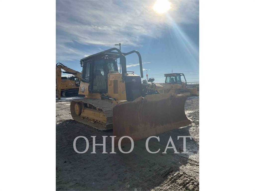 CAT D4-15 LGP بلدوزرات مجنزرة