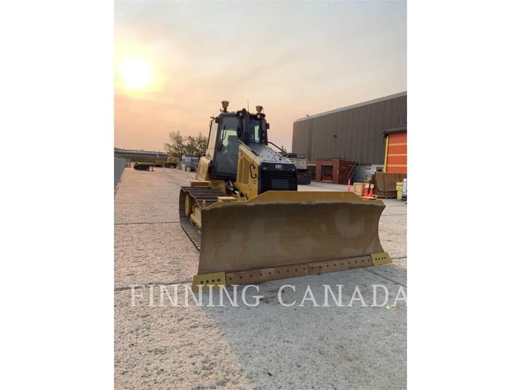 CAT D4-16 بلدوزرات مجنزرة