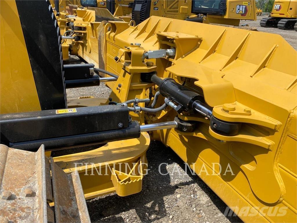 CAT D4-16 بلدوزرات مجنزرة