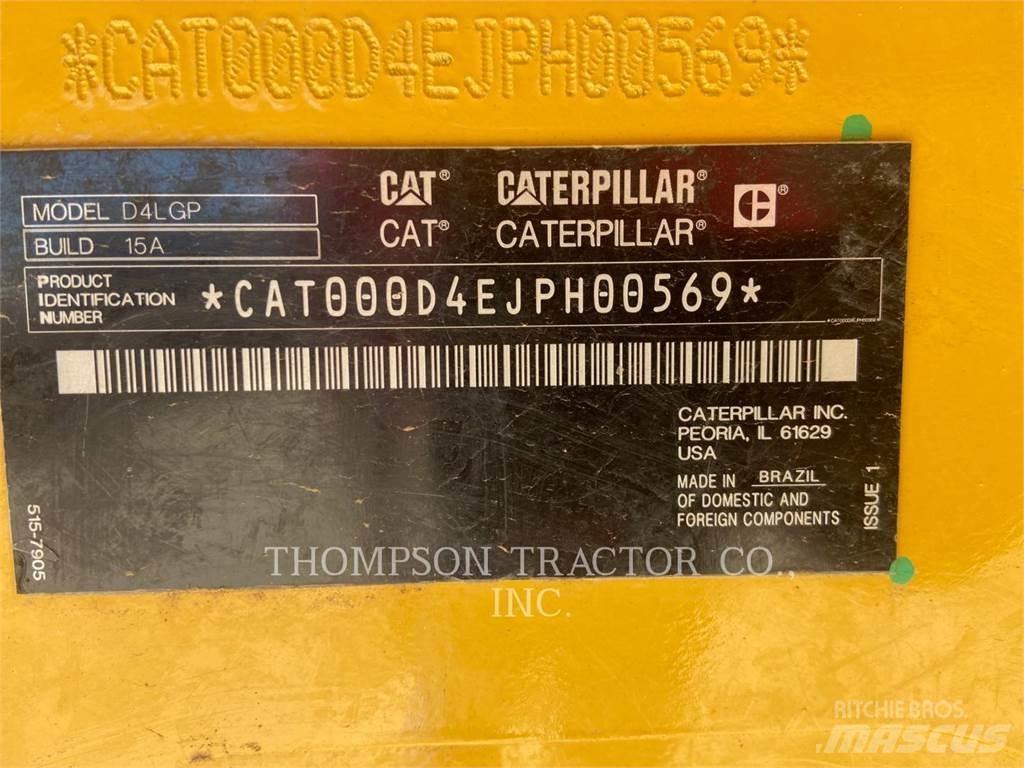 CAT D4-3D بلدوزرات مجنزرة