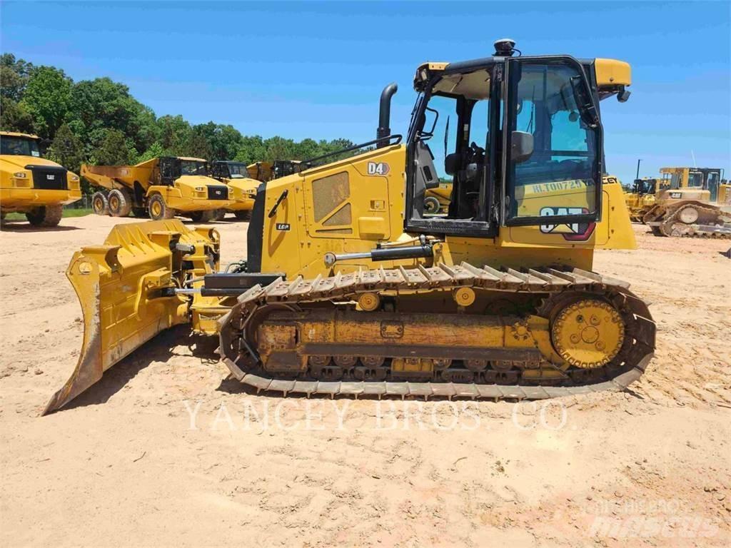 CAT D4 LGP بلدوزرات مجنزرة