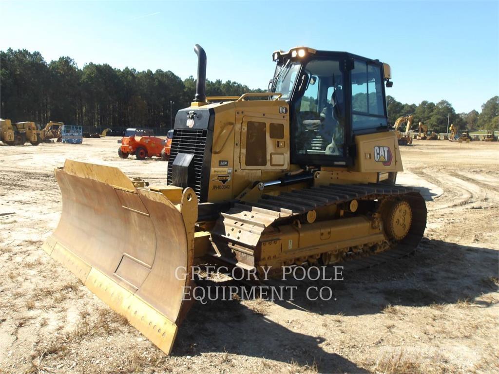 CAT D415VP بلدوزرات مجنزرة