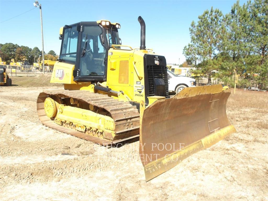 CAT D415VP بلدوزرات مجنزرة