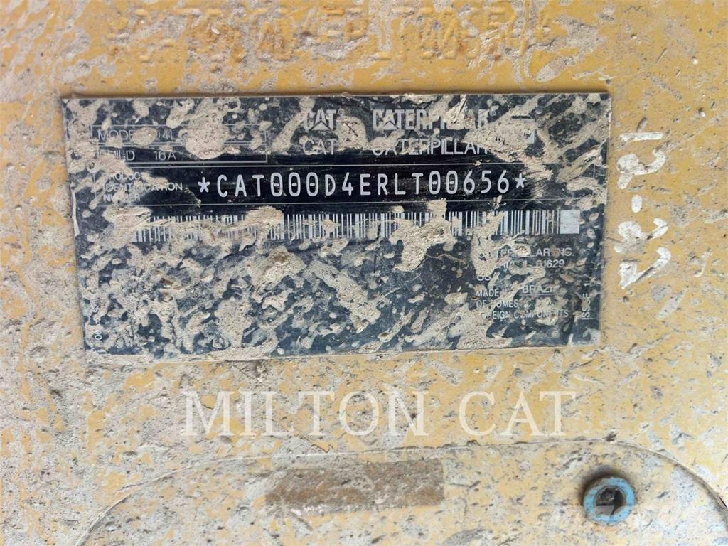 CAT D416VP بلدوزرات مجنزرة