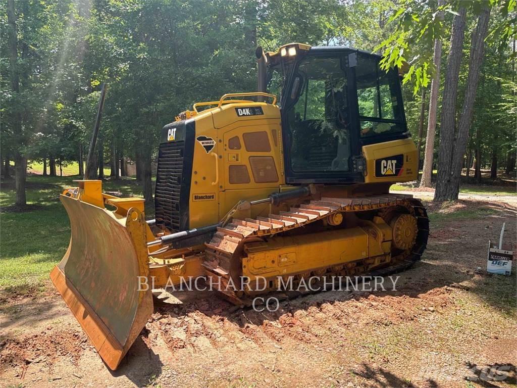 CAT D4K2XL بلدوزرات مجنزرة