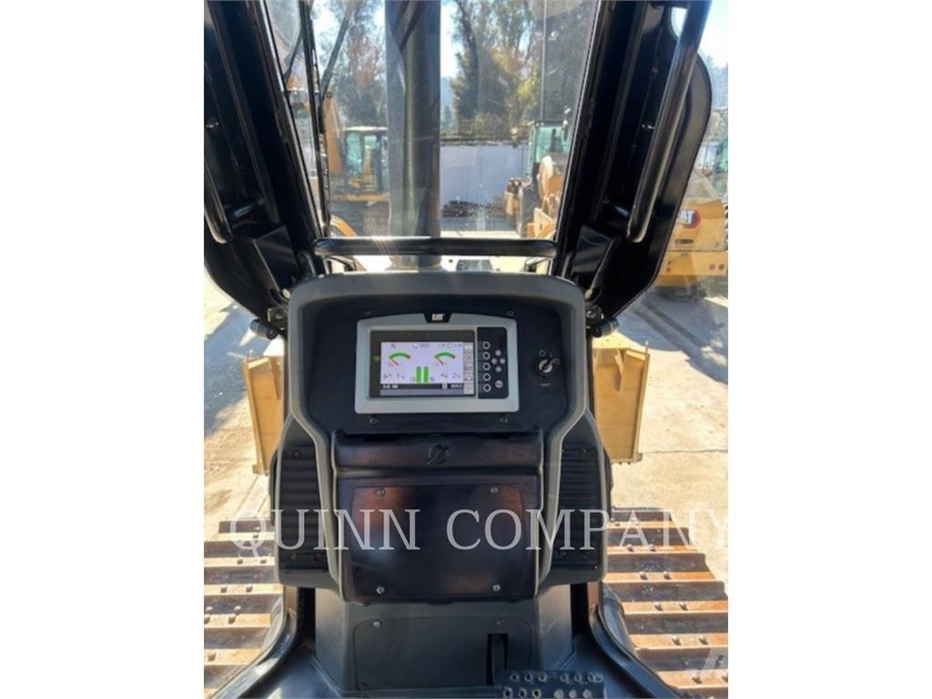 CAT D4K2XL بلدوزرات مجنزرة