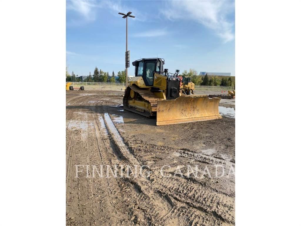 CAT D5-17 بلدوزرات مجنزرة