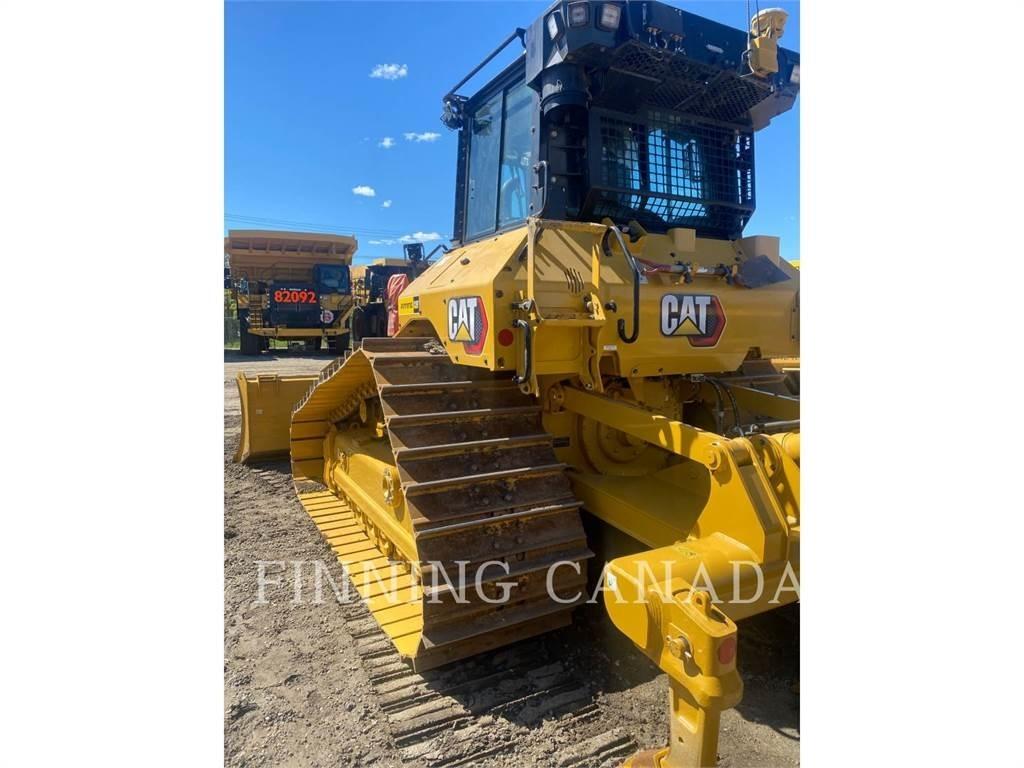 CAT D5-17 بلدوزرات مجنزرة