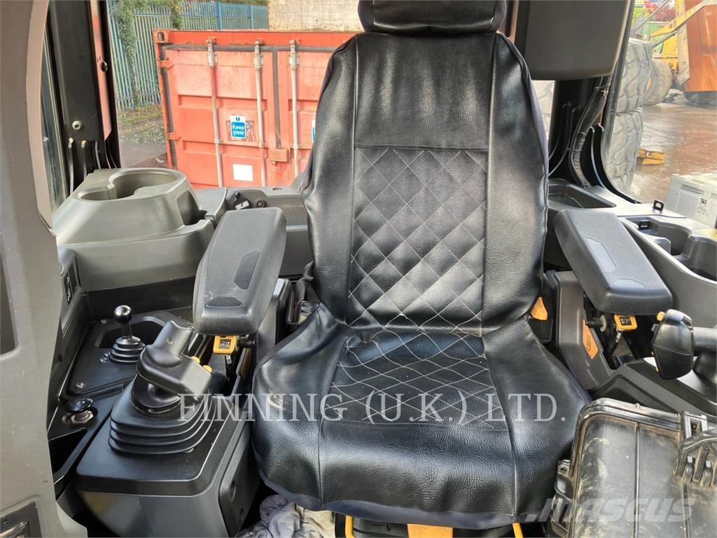 CAT D5-17 LGP بلدوزرات مجنزرة