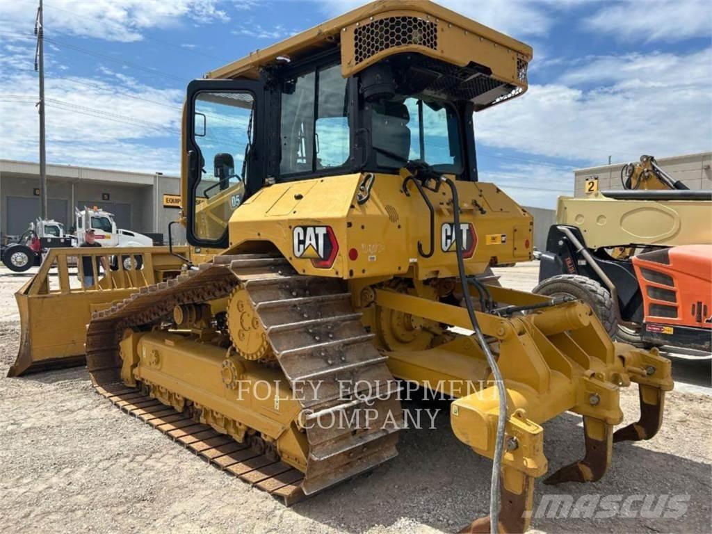 CAT D5-17LGVX بلدوزرات مجنزرة