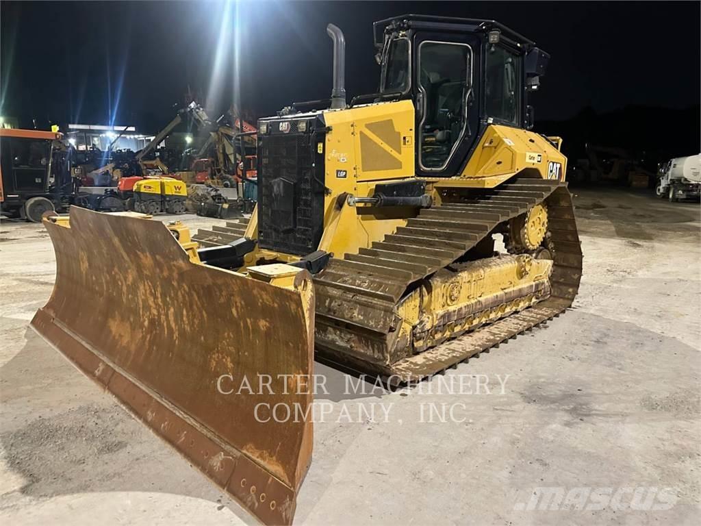 CAT D5-17VP بلدوزرات مجنزرة