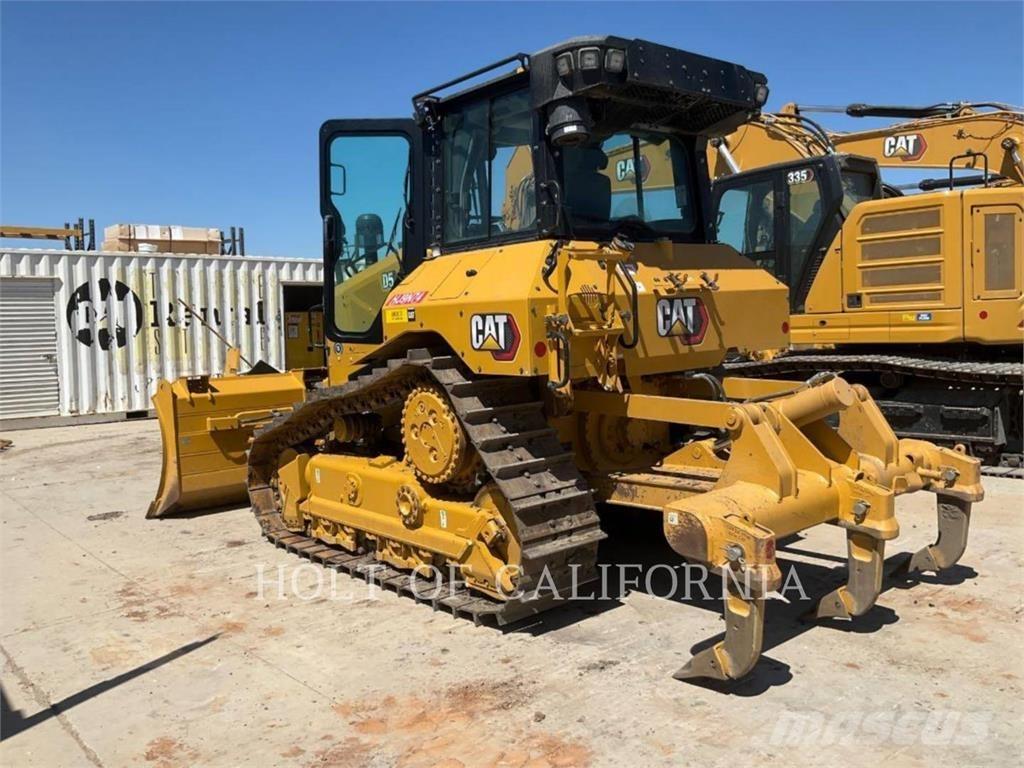 CAT D5-17VP بلدوزرات مجنزرة