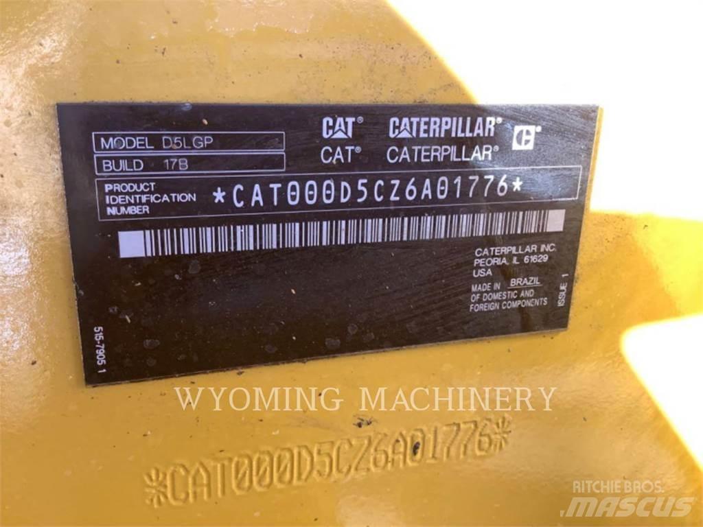 CAT D5 LGP بلدوزرات مجنزرة