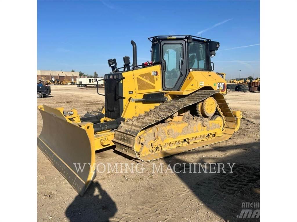 CAT D5 LGP بلدوزرات مجنزرة