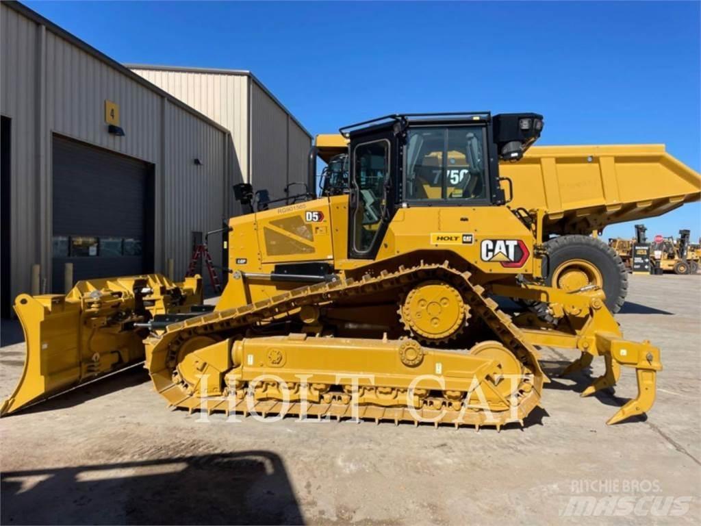 CAT D5 LGP بلدوزرات مجنزرة