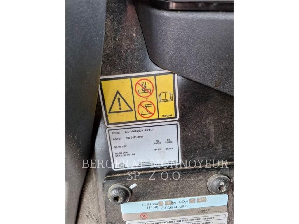 CAT D5 LGP بلدوزرات مجنزرة