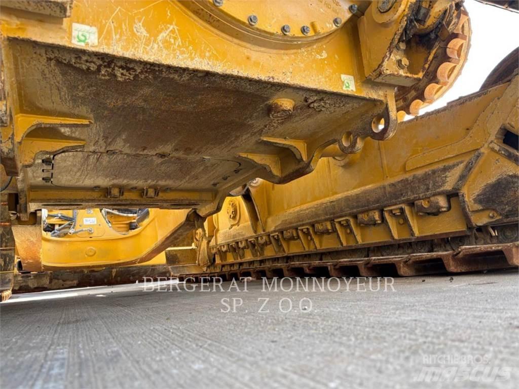 CAT D5 LGP بلدوزرات مجنزرة