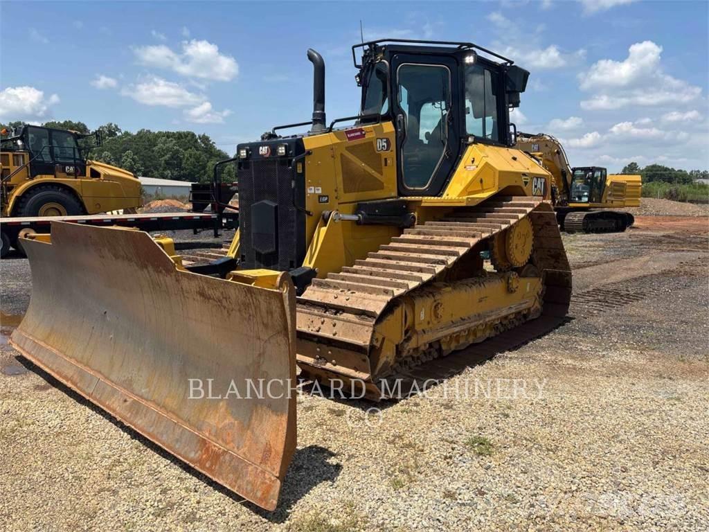 CAT D5 LGP بلدوزرات مجنزرة