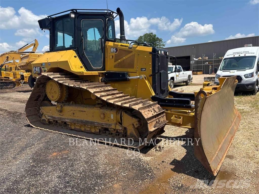 CAT D5 LGP بلدوزرات مجنزرة