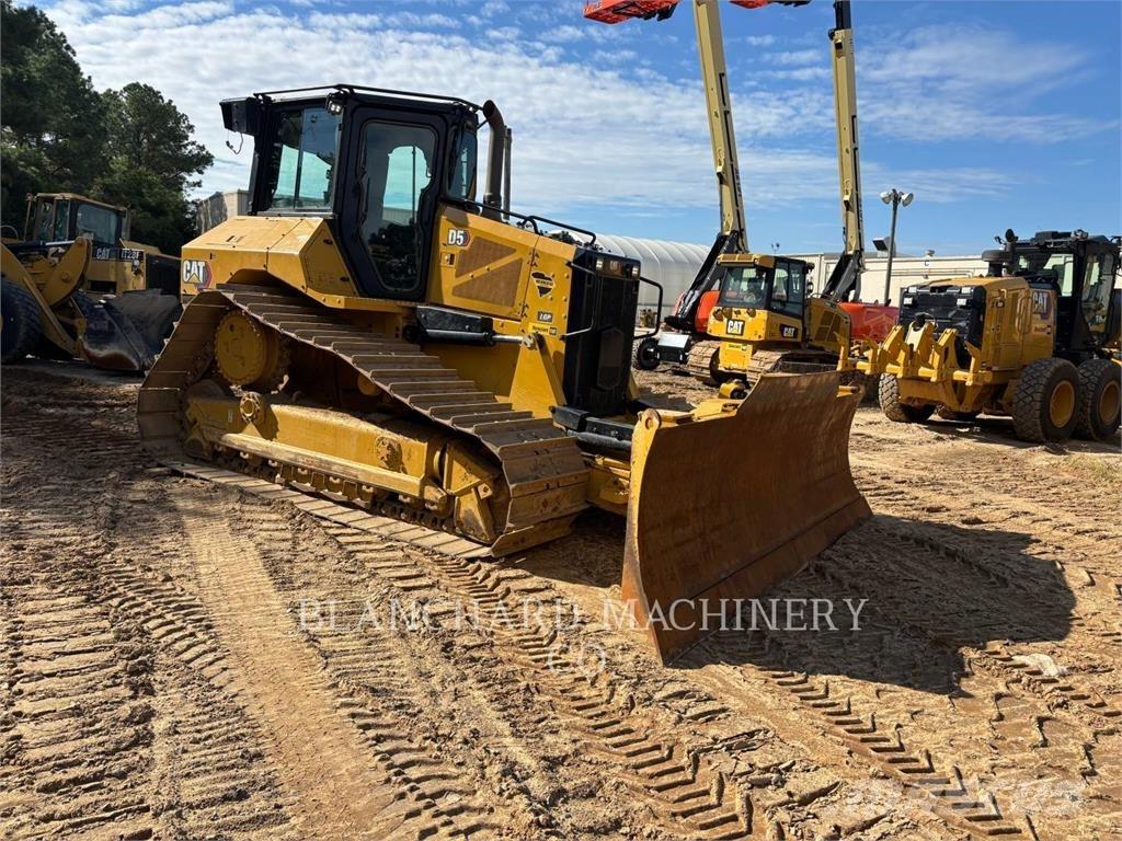 CAT D5- LGP بلدوزرات مجنزرة