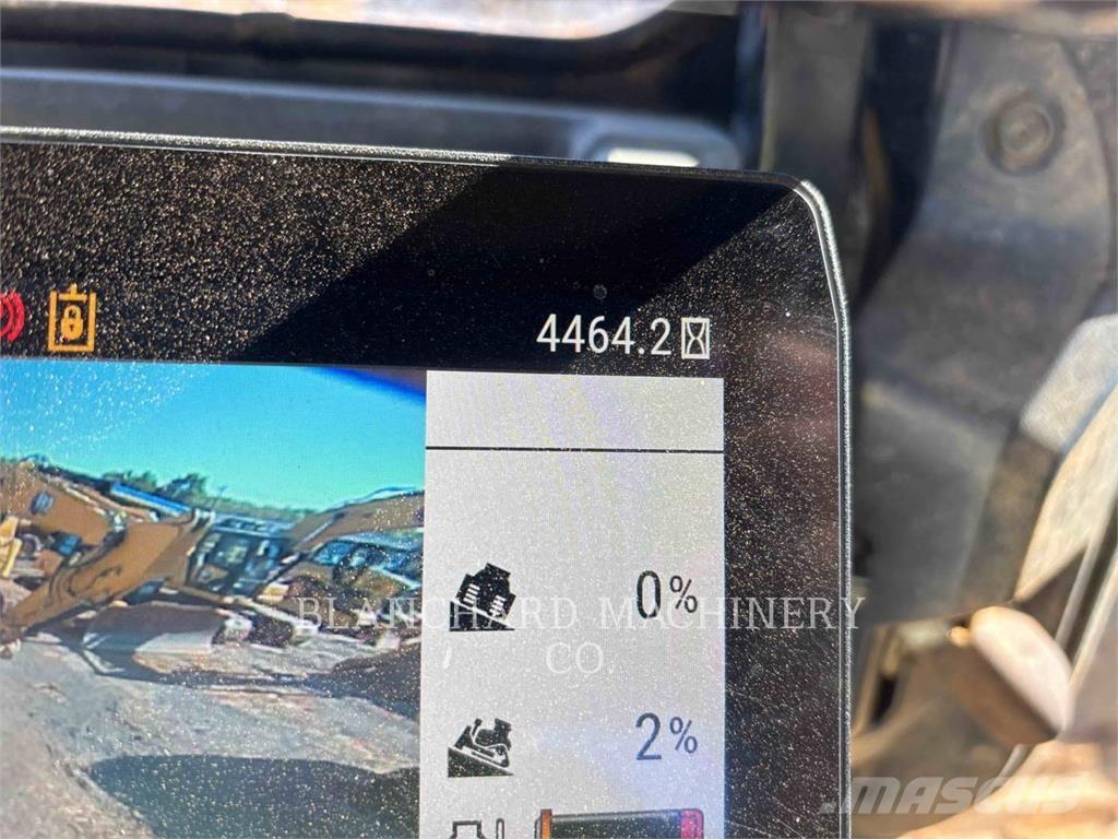 CAT D5 LGP بلدوزرات مجنزرة