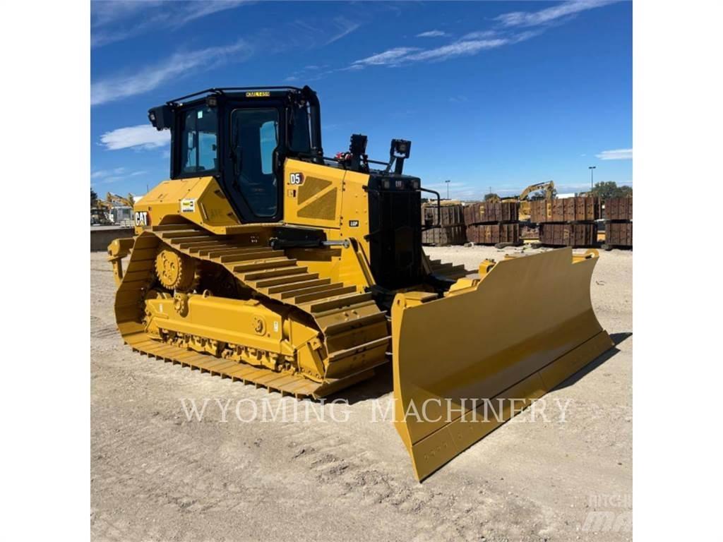 CAT D5-RY بلدوزرات مجنزرة