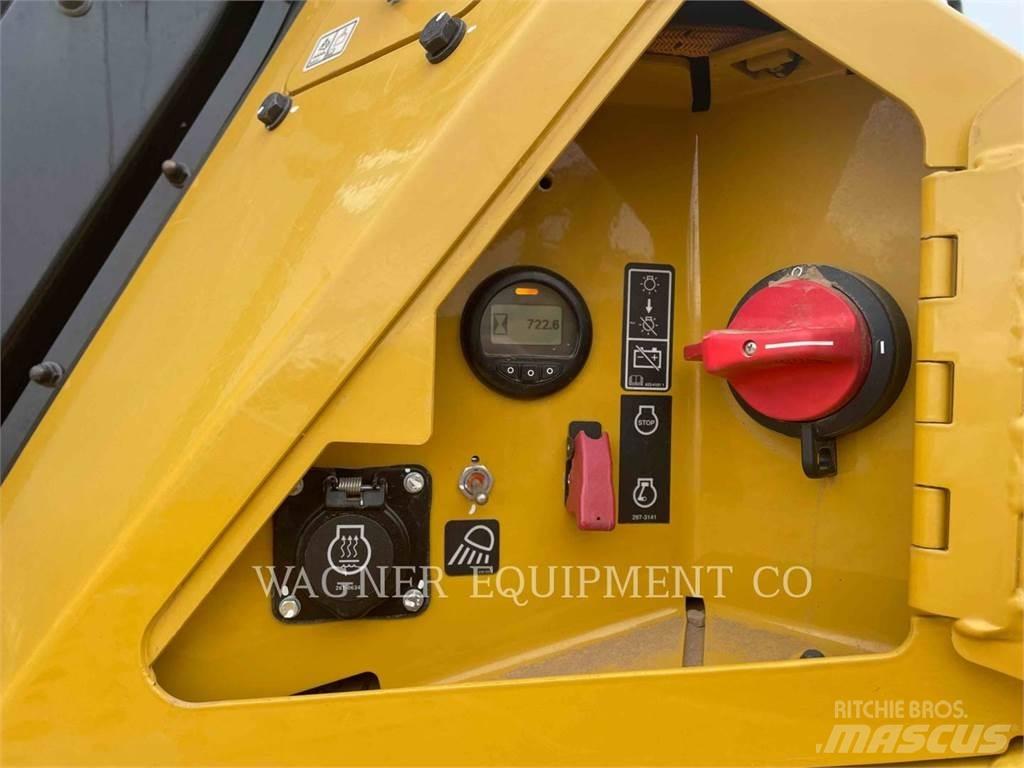 CAT D5 VP بلدوزرات مجنزرة