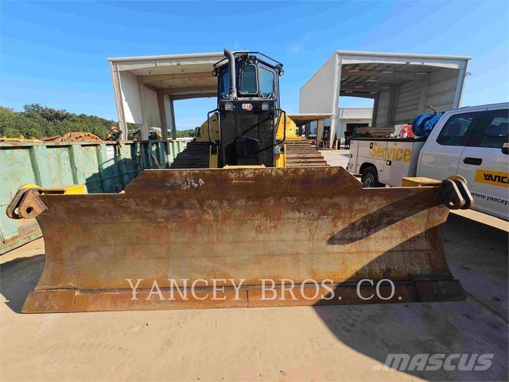 CAT D517VP بلدوزرات مجنزرة