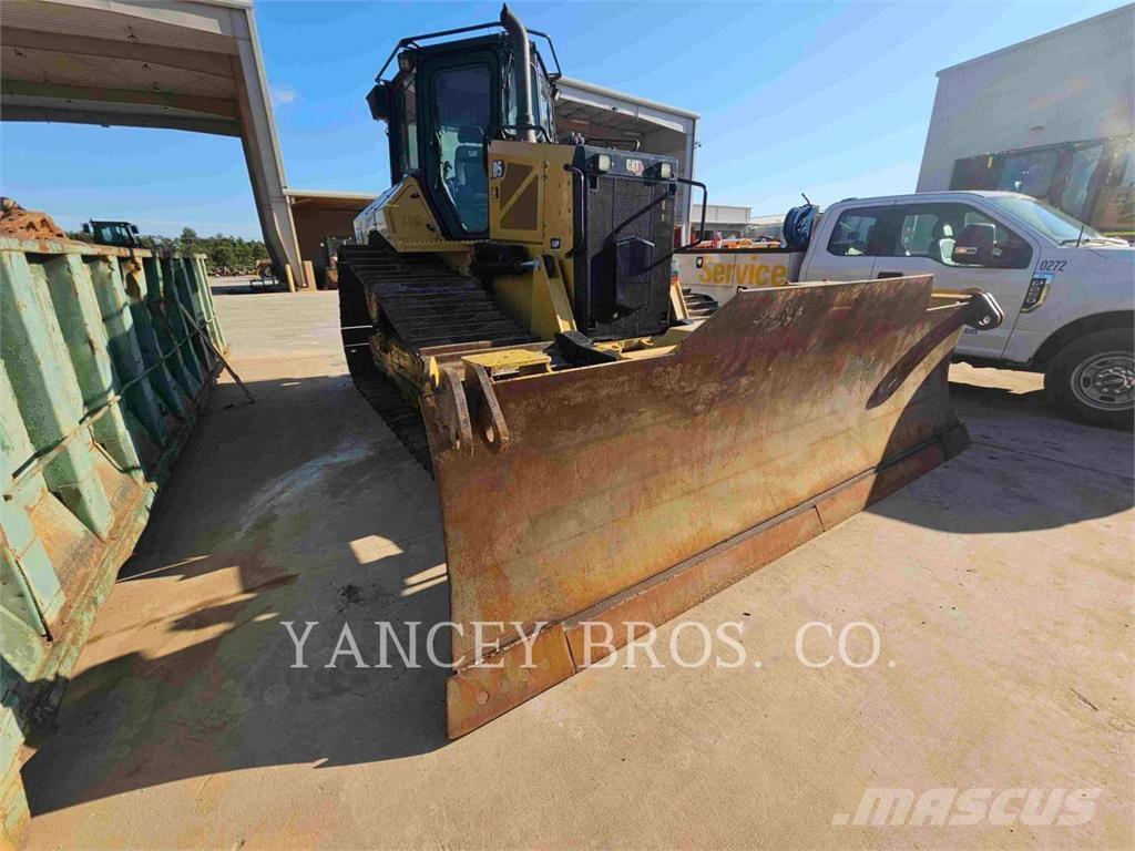 CAT D517VP بلدوزرات مجنزرة