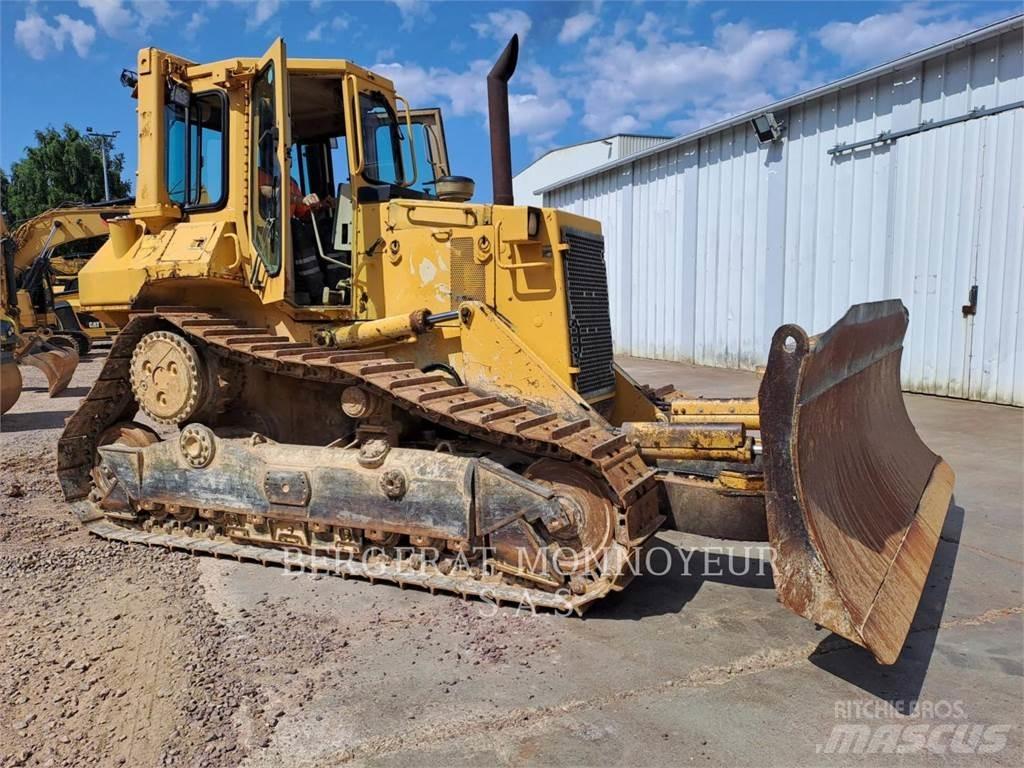 CAT D5H بلدوزرات مجنزرة
