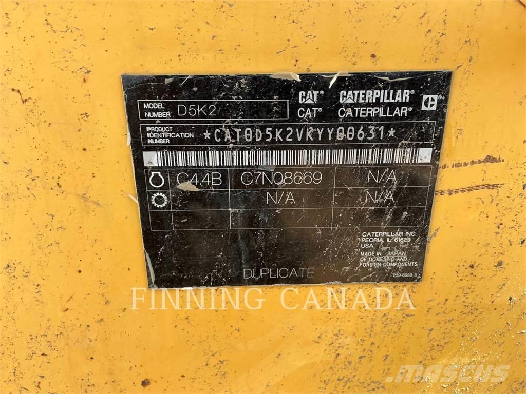 CAT D5K2 بلدوزرات مجنزرة