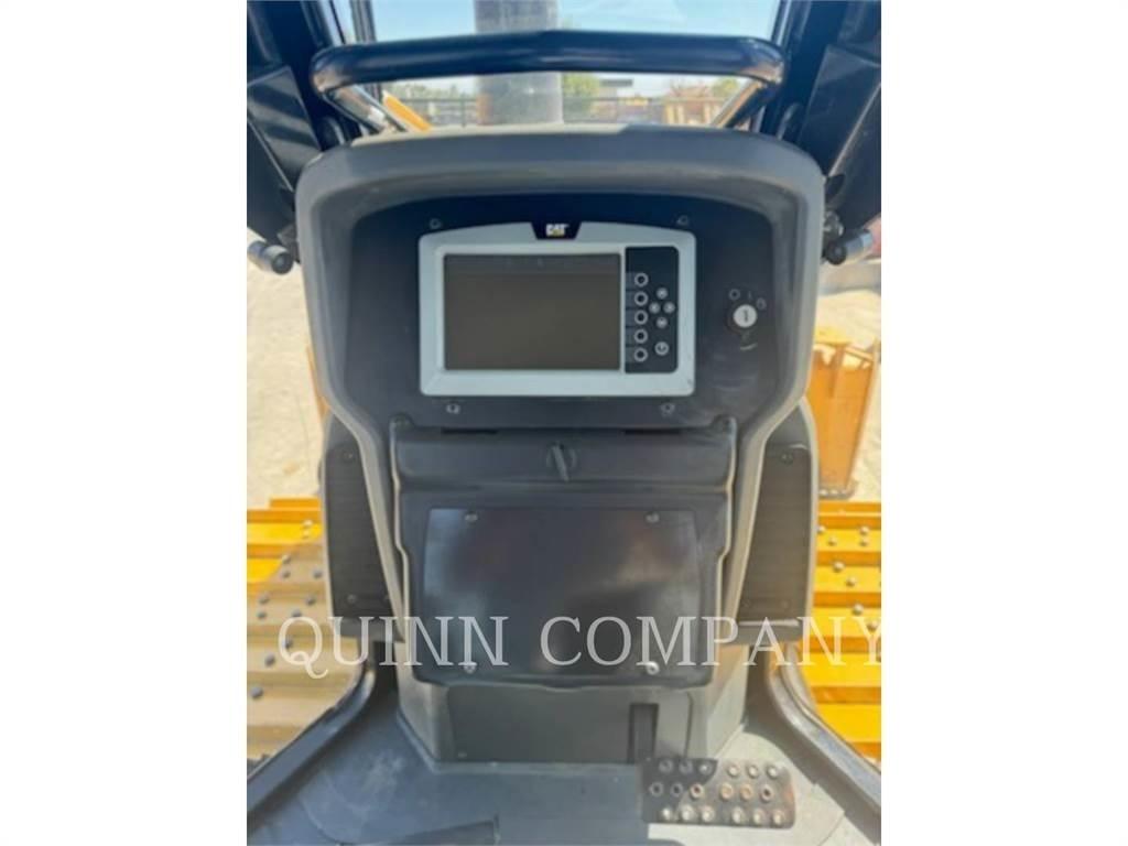 CAT D5K2 LGP بلدوزرات مجنزرة