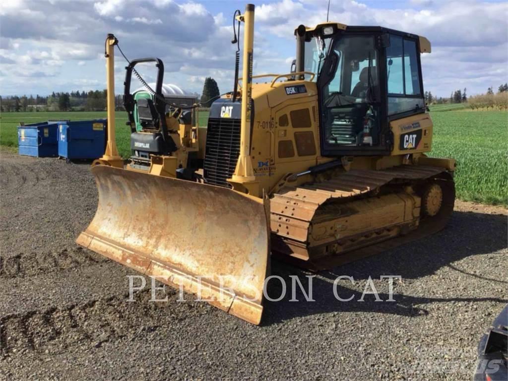CAT D5K2 LGP بلدوزرات مجنزرة