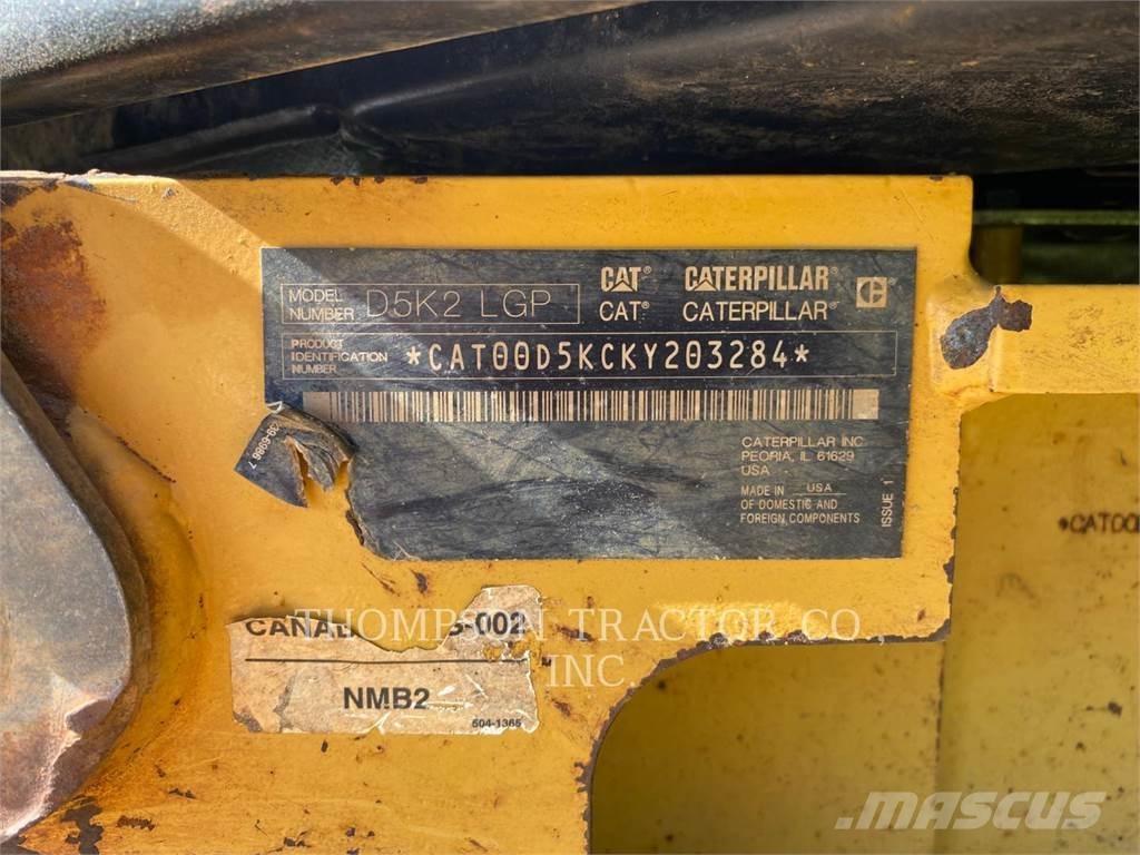 CAT D5K2 LGP بلدوزرات مجنزرة