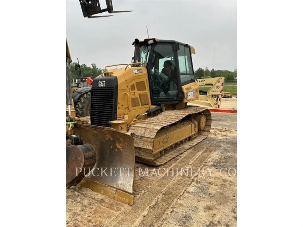 CAT D5K2LGP بلدوزرات مجنزرة