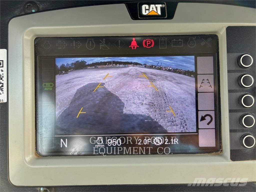 CAT D5K2LGP بلدوزرات مجنزرة