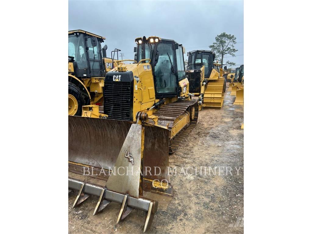 CAT D5K2LGP بلدوزرات مجنزرة
