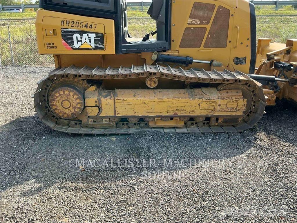 CAT D5K2XL بلدوزرات مجنزرة