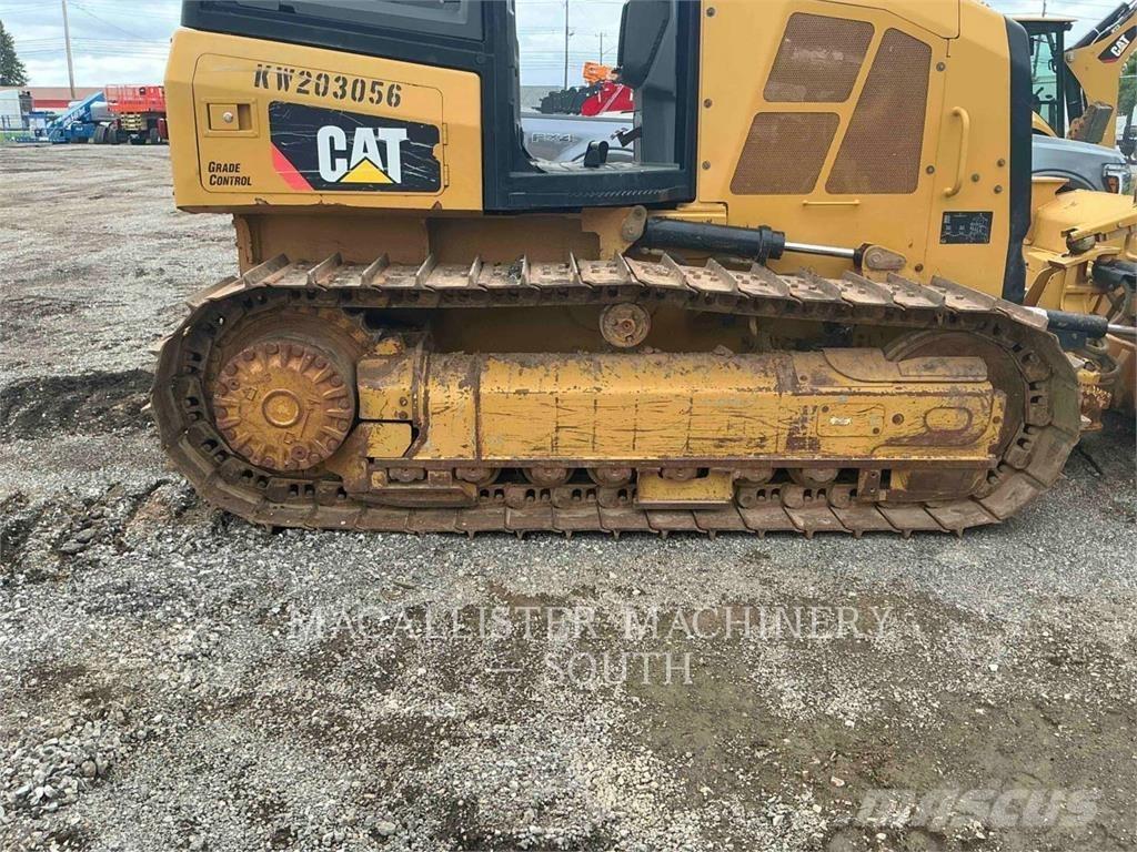 CAT D5K2XL بلدوزرات مجنزرة