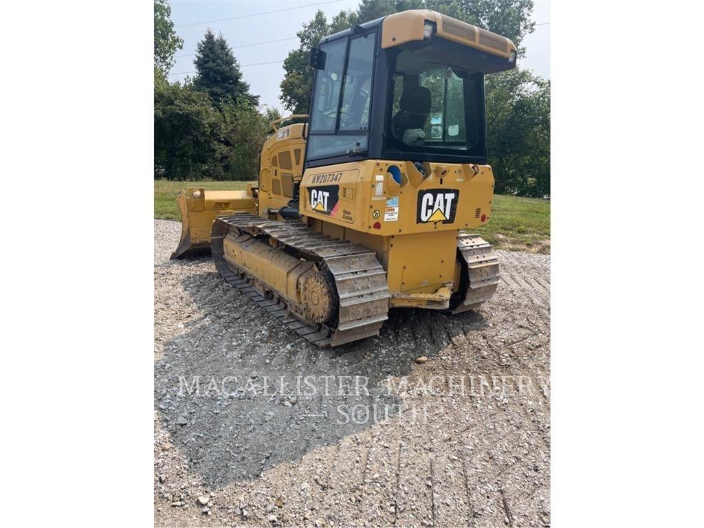 CAT D5K2XL بلدوزرات مجنزرة
