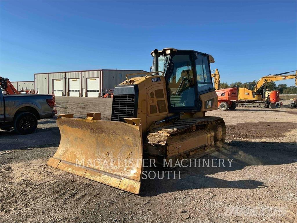 CAT D5K2XL بلدوزرات مجنزرة
