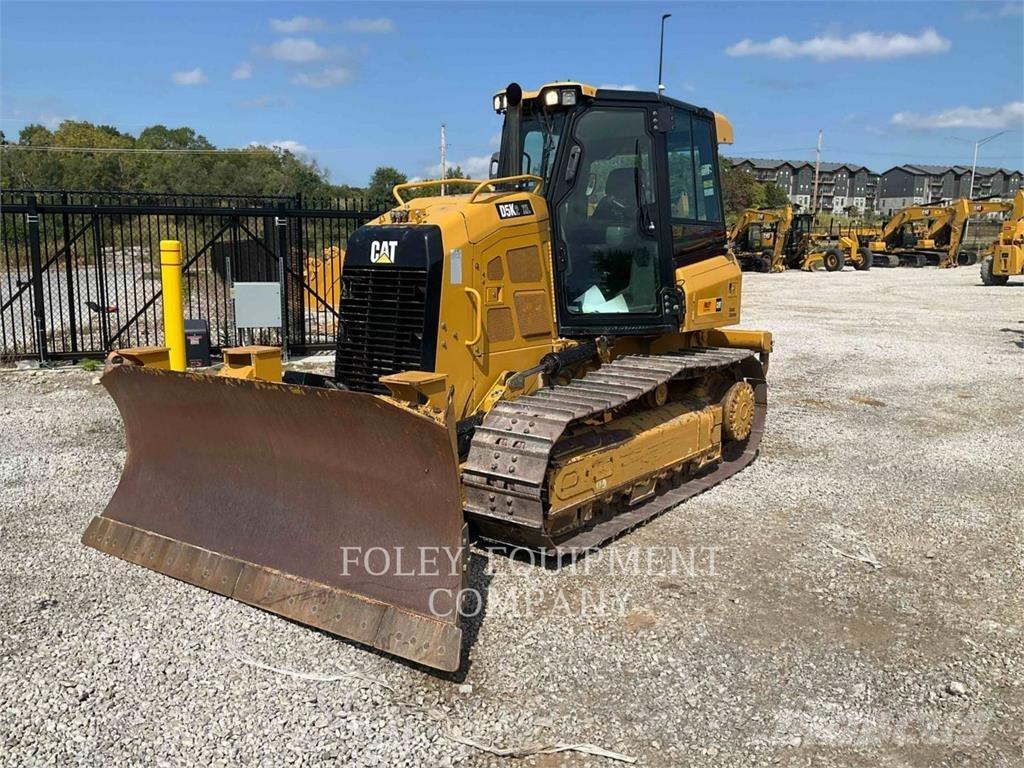 CAT D5K2XLA بلدوزرات مجنزرة